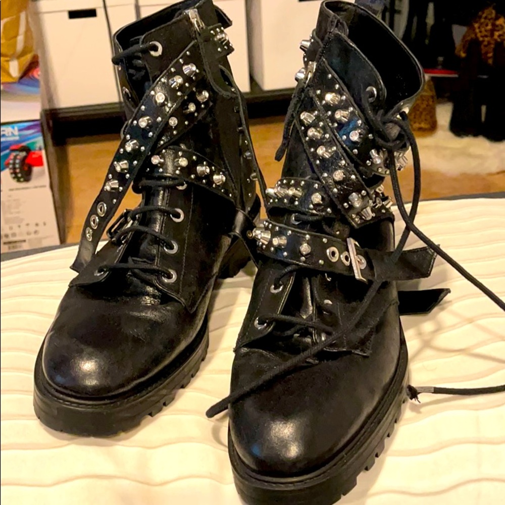 Zara Boots